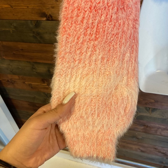 peach multi sweater - Picture 3 of 7